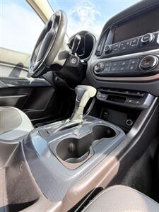 2017 Chevrolet Colorado Z71   - Photo 10 - Santa Ana, CA 92707