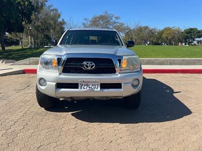 2011 Toyota Tacoma PreRunner V6   - Photo 2 - Santa Ana, CA 92707