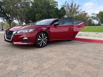 2022 Nissan Altima 2.5 SR   - Photo 4 - Santa Ana, CA 92707