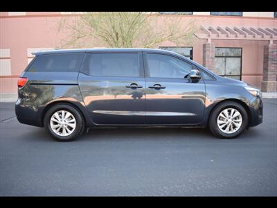 2017 Kia Sedona LX   - Photo 1 - Mesa, AZ 85201