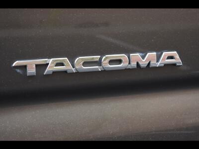 2009 Toyota Tacoma PreRunner V6   - Photo 38 - Mesa, AZ 85201