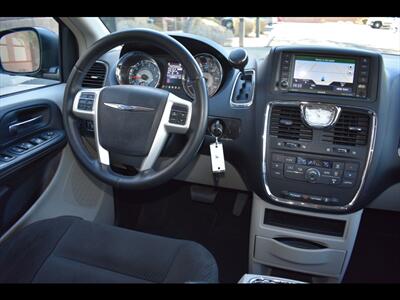 2016 Chrysler Town and Country Touring   - Photo 30 - Mesa, AZ 85201