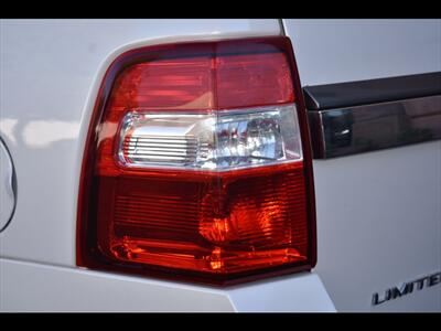 2017 Ford Expedition Limited   - Photo 53 - Mesa, AZ 85201