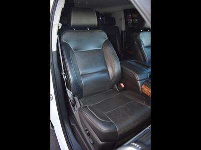 2017 Chevrolet Suburban Premier   - Photo 35 - Mesa, AZ 85201