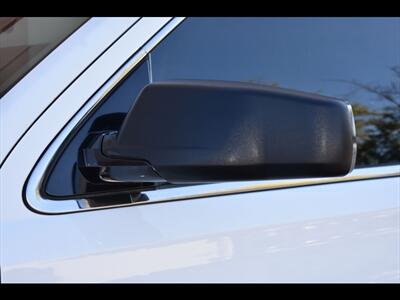 2017 Chevrolet Suburban Premier   - Photo 47 - Mesa, AZ 85201