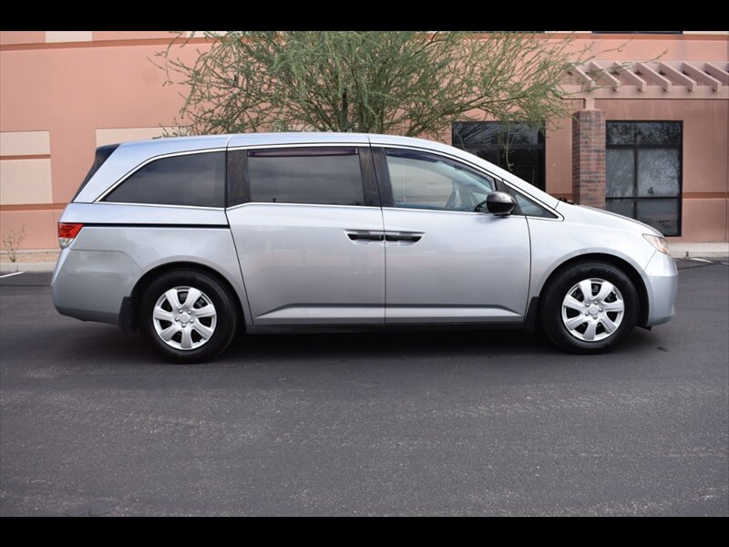 2016 Honda Odyssey LX   - Photo 1 - Mesa, AZ 85201