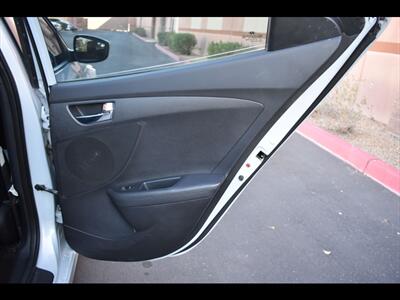 2015 Hyundai VELOSTER RE:FLEX   - Photo 16 - Mesa, AZ 85201