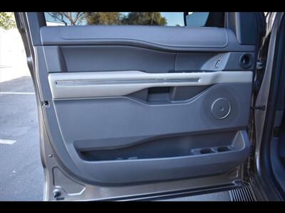 2018 Ford Expedition MAX XLT   - Photo 17 - Mesa, AZ 85201