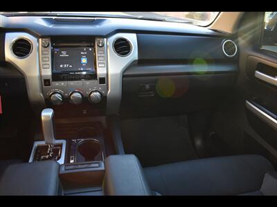 2016 Toyota Tundra SR5   - Photo 32 - Mesa, AZ 85201