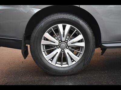 2019 Nissan Pathfinder SL - Photo 44 - Mesa, AZ 85201