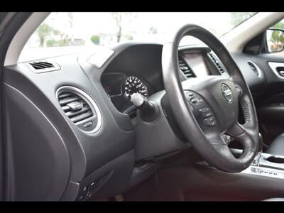 2019 Nissan Pathfinder SL - Photo 15 - Mesa, AZ 85201