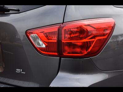 2019 Nissan Pathfinder SL - Photo 55 - Mesa, AZ 85201
