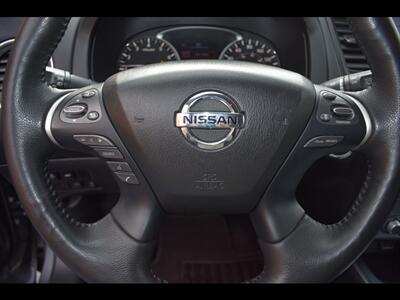 2019 Nissan Pathfinder SL - Photo 14 - Mesa, AZ 85201