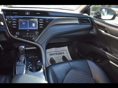 2020 Toyota Camry SE   - Photo 28 - Mesa, AZ 85201