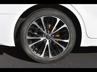 2020 Toyota Camry SE   - Photo 34 - Mesa, AZ 85201