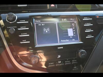 2020 Toyota Camry SE   - Photo 11 - Mesa, AZ 85201