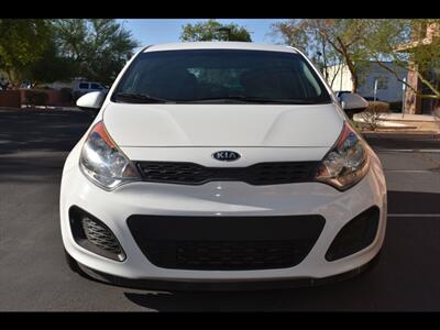 2014 Kia Rio 5-Door LX   - Photo 8 - Mesa, AZ 85201