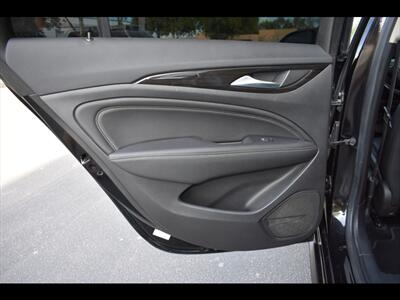 2018 Buick Regal TourX Essence   - Photo 22 - Mesa, AZ 85201