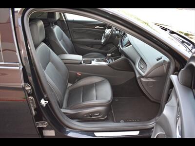 2018 Buick Regal TourX Essence   - Photo 32 - Mesa, AZ 85201