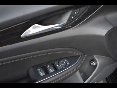 2018 Buick Regal TourX Essence   - Photo 19 - Mesa, AZ 85201