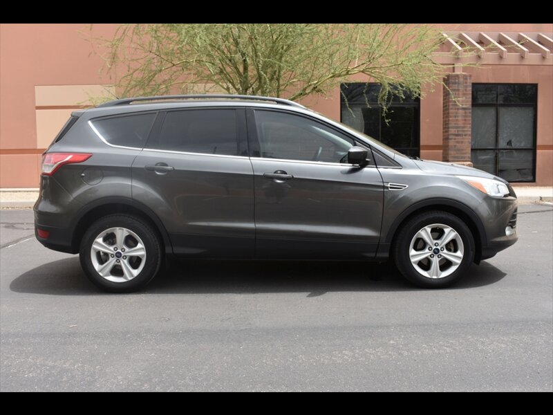 2016 Ford Escape SE   - Photo 1 - Mesa, AZ 85201