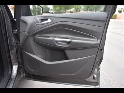 2016 Ford Escape SE - Photo 33 - Mesa, AZ 85201