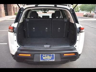 2022 Nissan Pathfinder SV - Photo 25 - Mesa, AZ 85201
