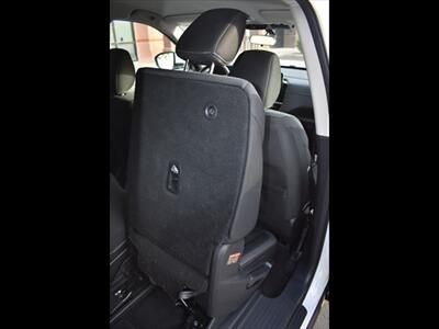 2022 Nissan Pathfinder SV - Photo 35 - Mesa, AZ 85201