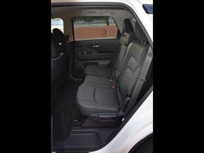 2022 Nissan Pathfinder SV - Photo 19 - Mesa, AZ 85201