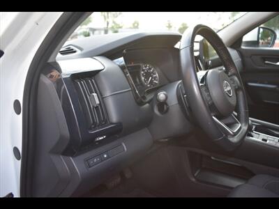 2022 Nissan Pathfinder SV - Photo 14 - Mesa, AZ 85201