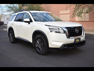 2022 Nissan Pathfinder SV - Photo 2 - Mesa, AZ 85201