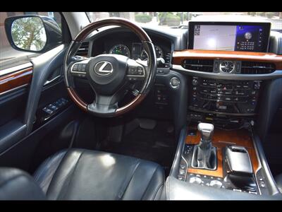 2018 Lexus LX 570 Third-Row   - Photo 31 - Mesa, AZ 85201