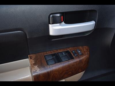 2013 Toyota Tundra Limited   - Photo 17 - Mesa, AZ 85201