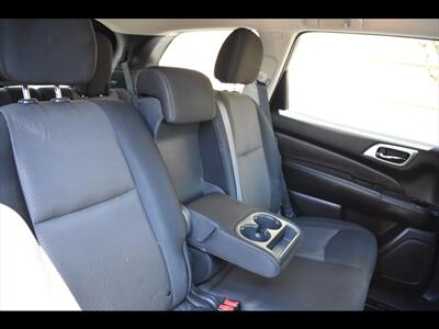 2019 Nissan Pathfinder S   - Photo 39 - Mesa, AZ 85201