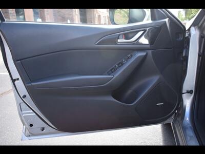 2016 Mazda Mazda3 i Touring   - Photo 18 - Mesa, AZ 85201