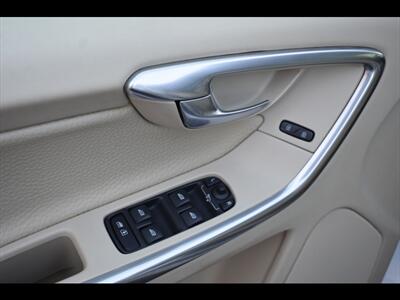 2014 Volvo XC60 T6 Platinum   - Photo 17 - Mesa, AZ 85201