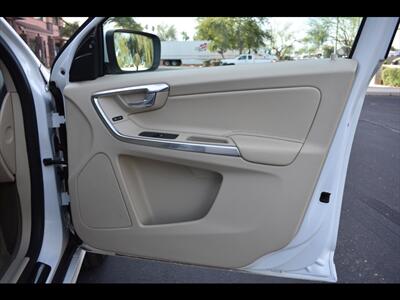 2014 Volvo XC60 T6 Platinum   - Photo 32 - Mesa, AZ 85201