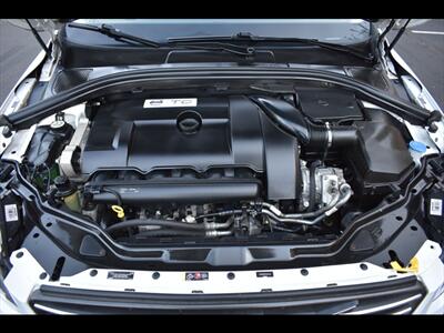 2014 Volvo XC60 T6 Platinum   - Photo 38 - Mesa, AZ 85201