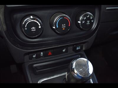 2016 Jeep Patriot Latitude   - Photo 11 - Mesa, AZ 85201