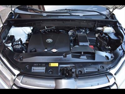 2018 Toyota Highlander LE   - Photo 43 - Mesa, AZ 85201