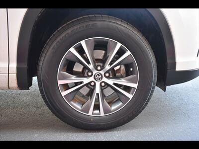2018 Toyota Highlander LE   - Photo 40 - Mesa, AZ 85201