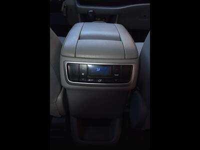 2018 Toyota Highlander LE   - Photo 31 - Mesa, AZ 85201