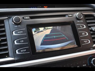 2018 Toyota Highlander LE   - Photo 11 - Mesa, AZ 85201