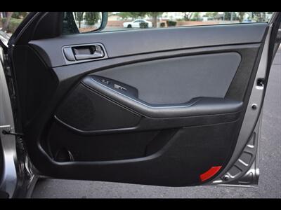 2015 Kia Optima LX - Photo 33 - Mesa, AZ 85201