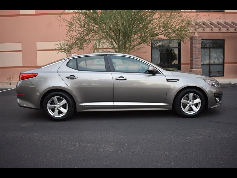 2015 Kia Optima LX   - Photo 1 - Mesa, AZ 85201