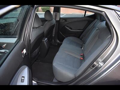 2015 Kia Optima LX - Photo 18 - Mesa, AZ 85201