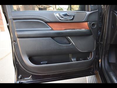 2018 Lincoln Navigator L Select   - Photo 18 - Mesa, AZ 85201