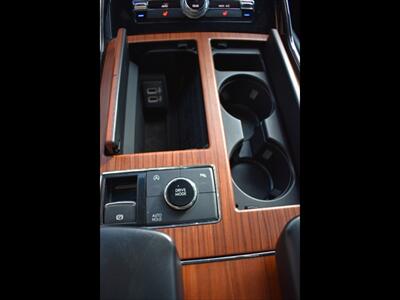 2018 Lincoln Navigator L Select   - Photo 13 - Mesa, AZ 85201