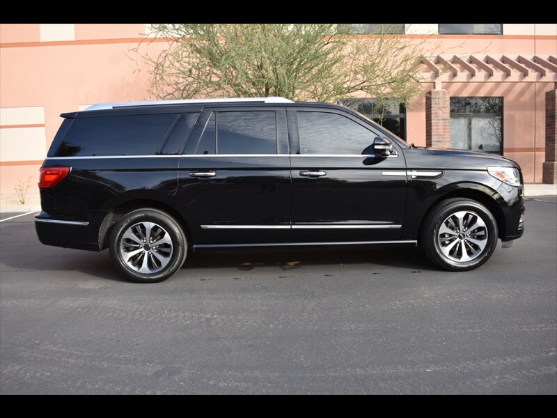 2018 Lincoln Navigator L Select   - Photo 1 - Mesa, AZ 85201
