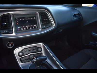 2022 Dodge Challenger SXT   - Photo 22 - Mesa, AZ 85201